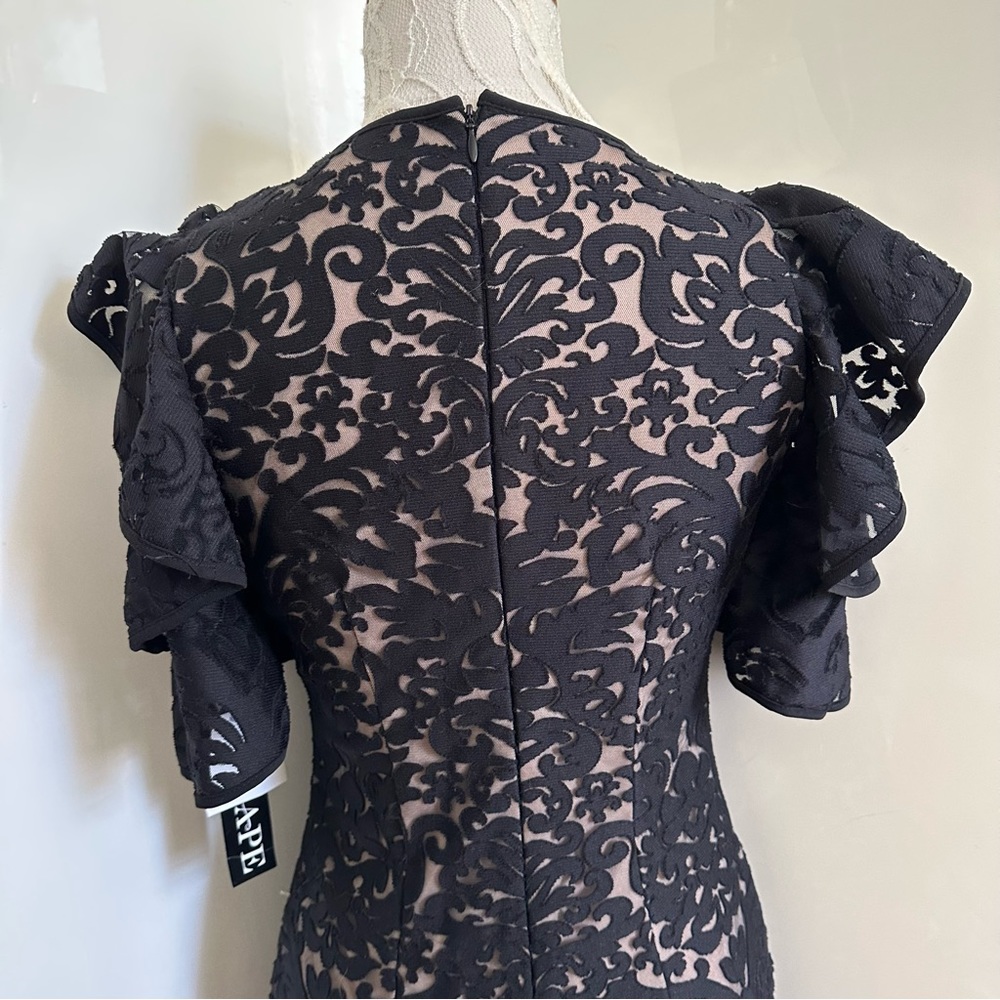 NWT XSCAPE Ruffled Cold-Shoulder Dress sz 4 - Picture 7 of 12